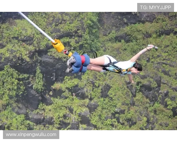 攀岩精神的传承与挑战揭秘北京攀岩队的力量与梦想 攀岩精神的传承与挑战揭秘北京攀岩队的力量与梦想