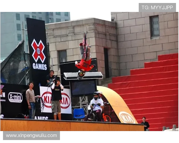 武汉极限运动队在世界街舞大赛中以80分稳居积分榜首位