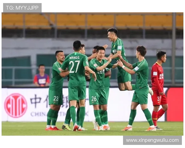 北京中赫国安迎战日本球队力争在主场取得胜利展现实力