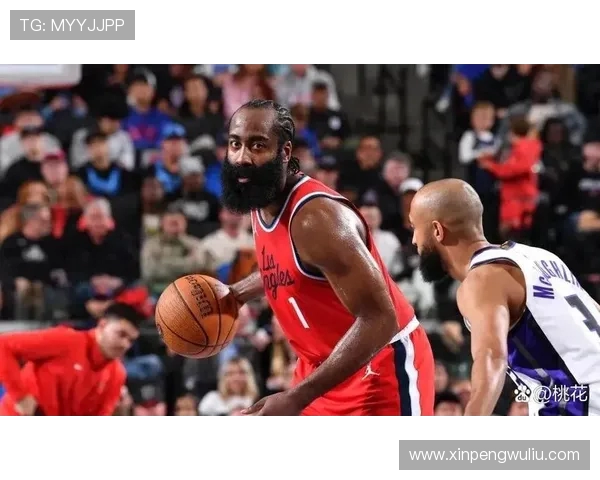 小迈克尔波特的成长之路与篮球梦想的追逐之旅