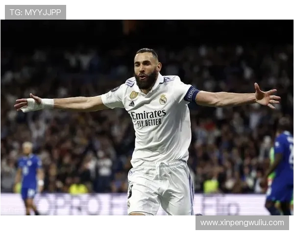 本泽马：从足球天才到传奇巨星的辉煌旅程与职业生涯回顾