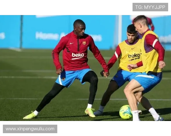 法国与德国10月17日精彩对决比分揭晓引发球迷热议 法国与德国10月17日精彩对决比分揭晓引发球迷热议