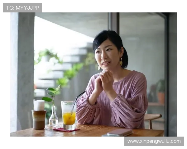 索肖与阿雅的感情纠葛揭示了现代爱情中的复杂与挑战 索肖与阿雅的感情纠葛揭示了现代爱情中的复杂与挑战