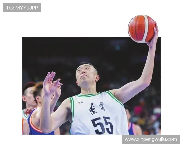 韩德君:从篮球新星到国家队核心的成长之路与辉煌成就