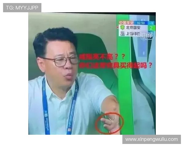 上海足球队个人能力引发热议球迷对球员表现分歧明显 上海足球队个人能力引发热议球迷对球员表现分歧明显